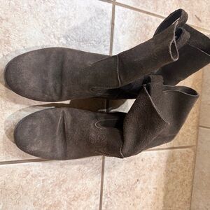 Brown Suede Women's Boots